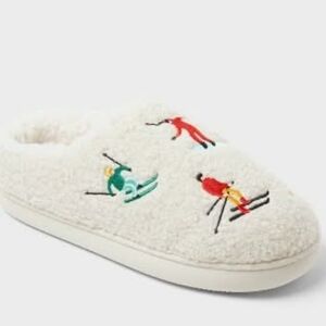 WONDERSHOP NWT Adult Skiers Skuff Slippers